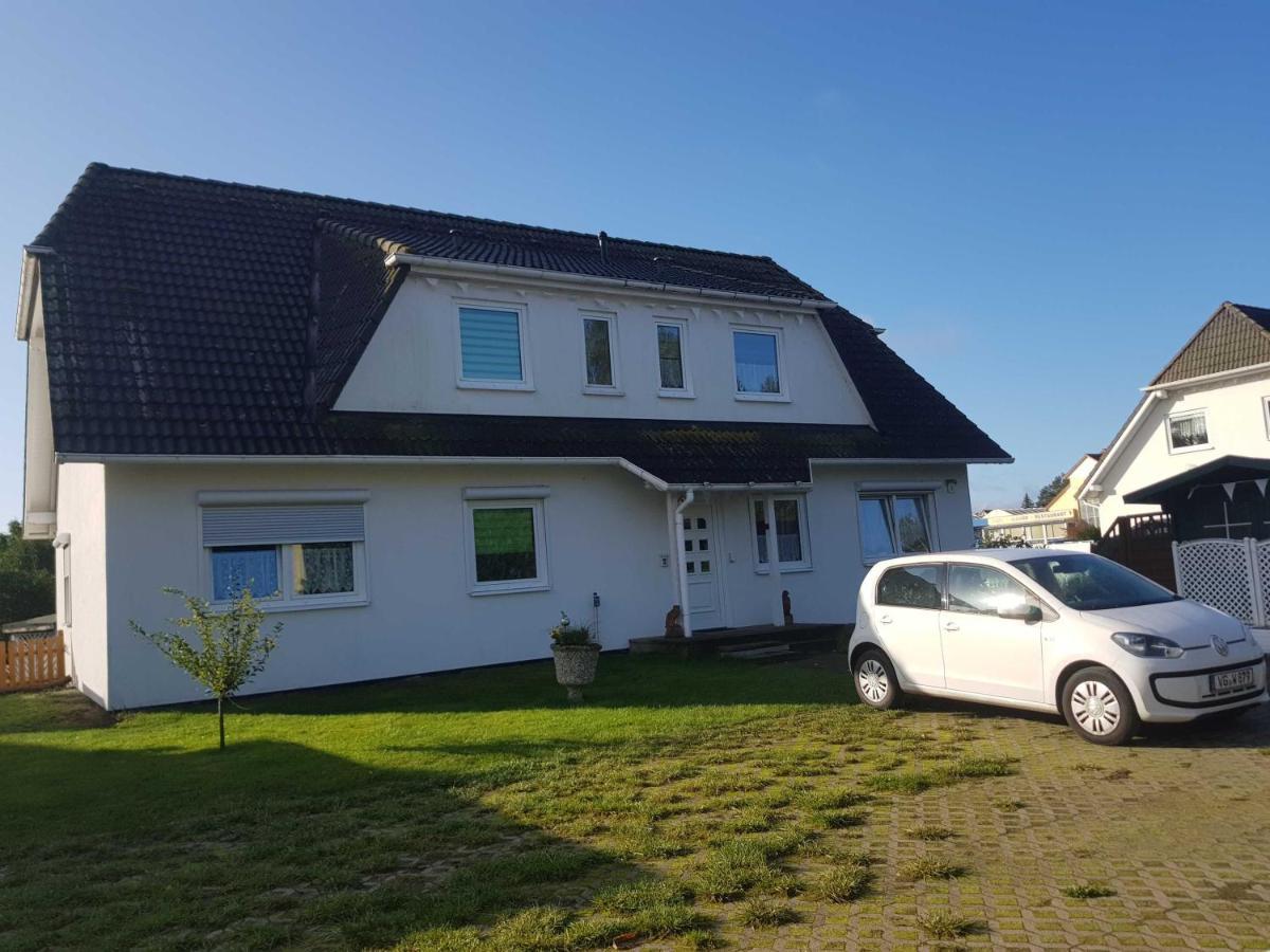 Ferienwohnung Am Teich Lutow Zewnętrze zdjęcie